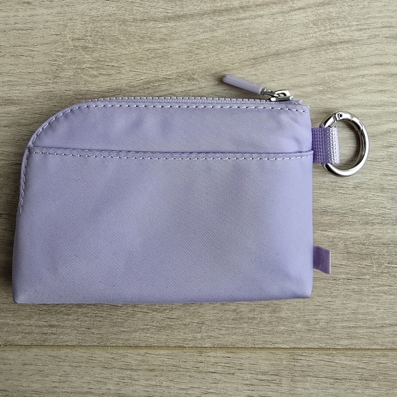 Lululemon Clippable Card Pouch - Picture 2 of 3